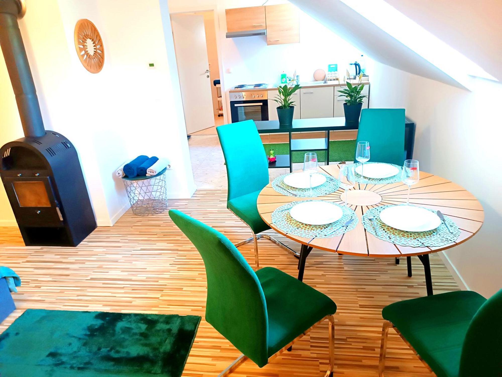 Family Apartments Center Of Muerzzuschlag מראה חיצוני תמונה